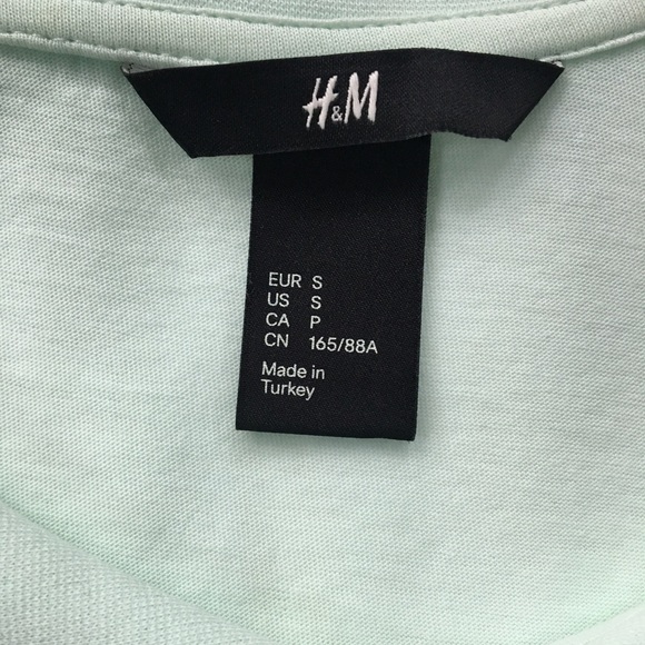H&M short sleeve top SIZE SMALL - Picture 3 of 7